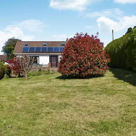 Ballyholme * Skelton (North Yorkshire)